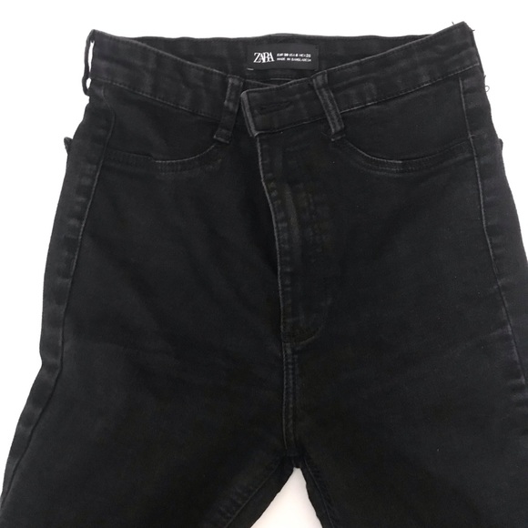 ZARA Women’s High waisted black skinny Jeans